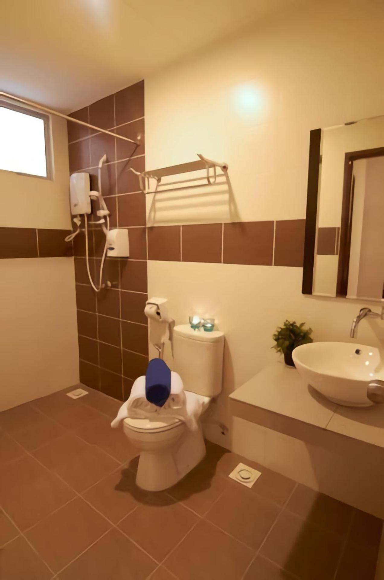 By Lg & Water Park Apartment Malacca