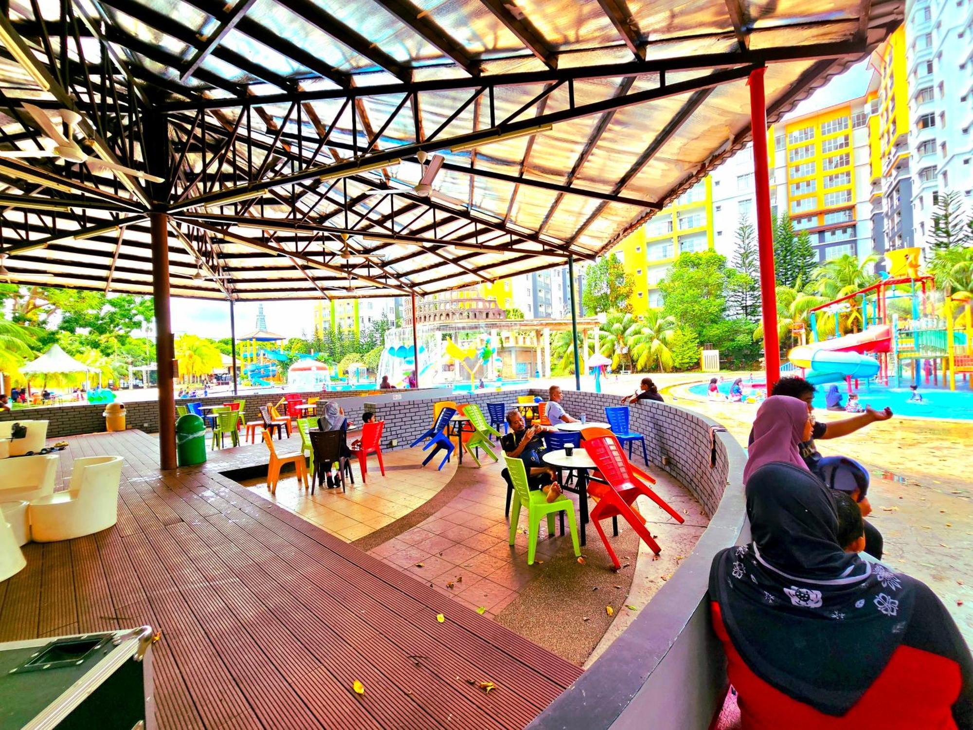 By Lg & Water Park Malacca